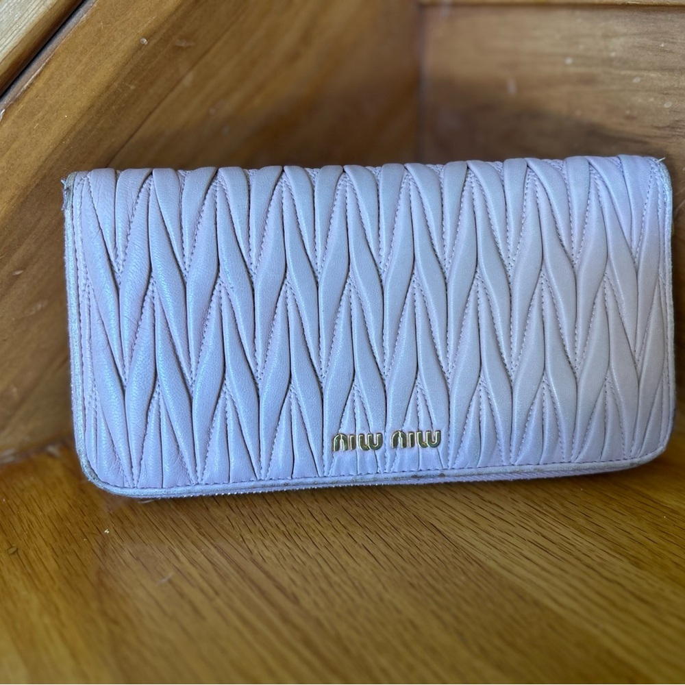 Miu Miu light Pink Quilted leather Women's wallet